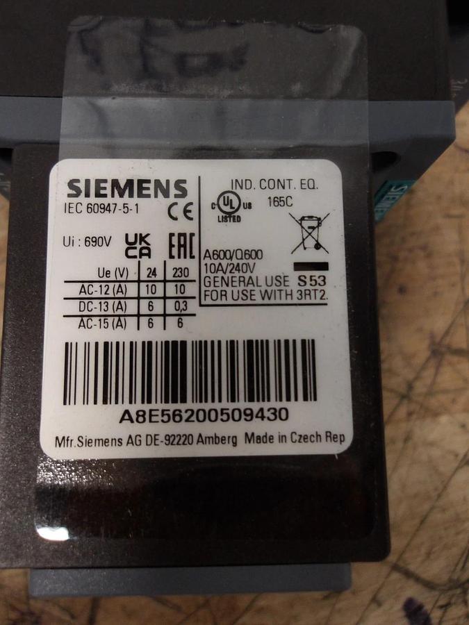 SIEMENS 12 AMP CONTACTOR, 400 V (LOT OF 2) #771025G NIB