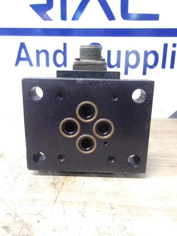 Used ATCHLEY 211-736 SERVO VALVE, #825937G PARTS ONLY