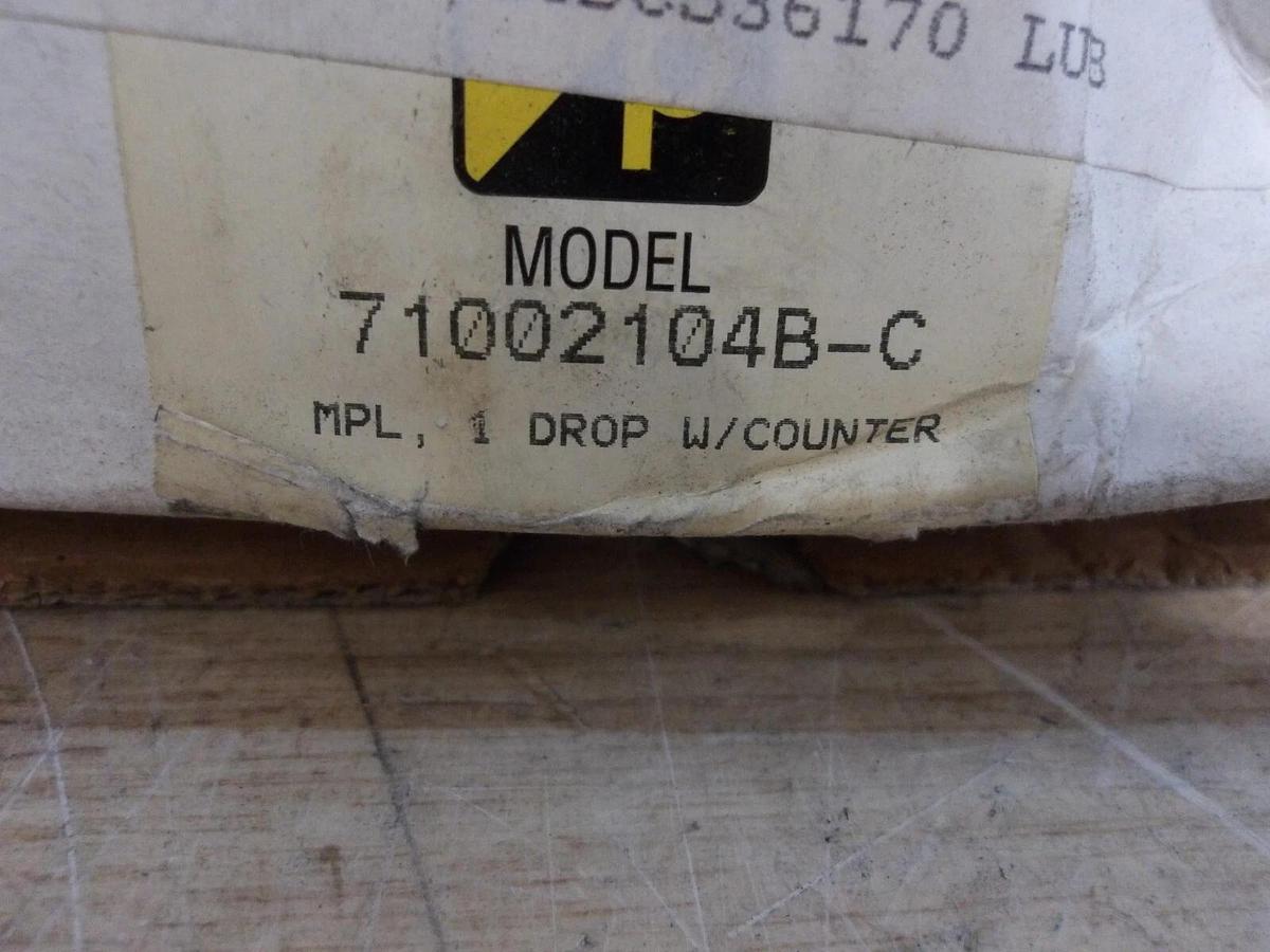 MASTER PNEUMATICS 71002104B-C VALVE, #5201138G NIB