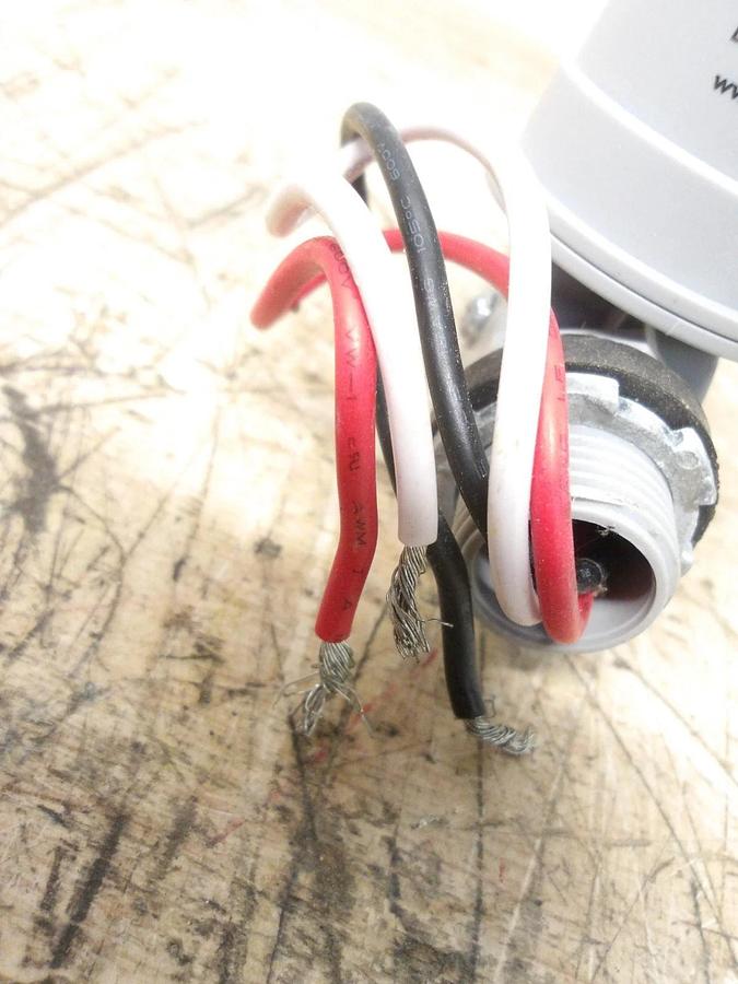 Used TORK 2022 PHOTO CONTROL 208-277 VAC (LOT OF 4) #36823G