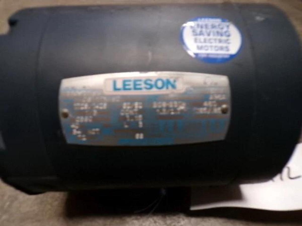 Used LEESON 1/3 HP MOTOR, FR C56C, 1725 RPM, 208/230-460, #416217L NEW