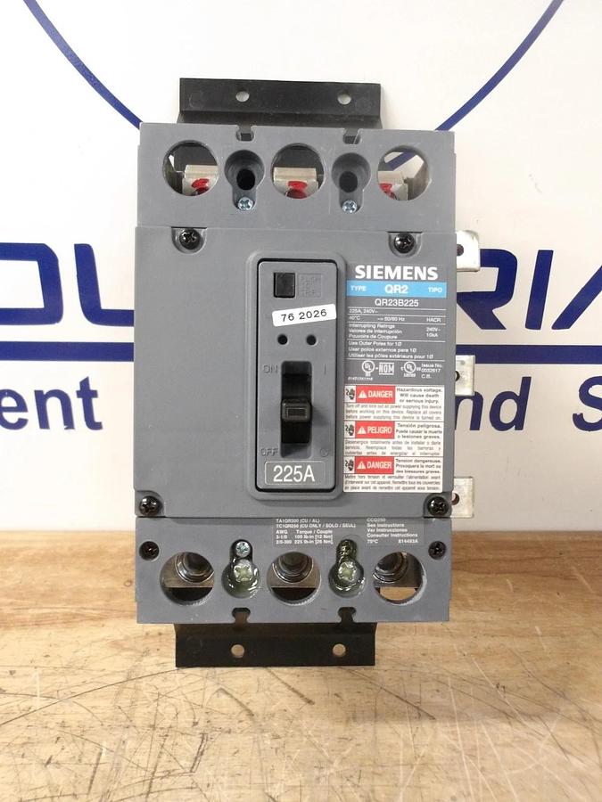 SIEMENS 225 A MAIN SUBFEED BREAKER KIT 240 V, #717143G NIB
