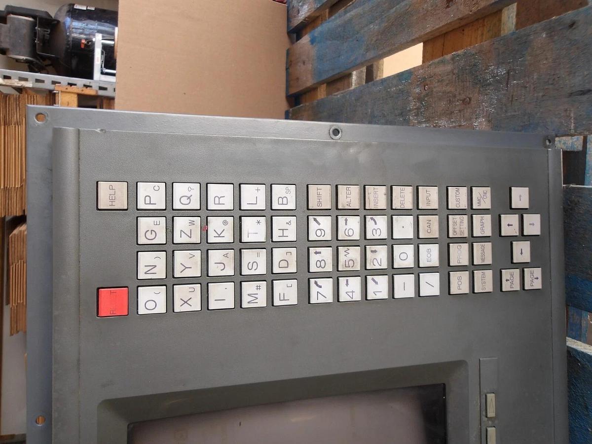 Used FANUC SERIES 16P OPERATOR PANEL A02B-0120-C071/MA, #11111103G USED