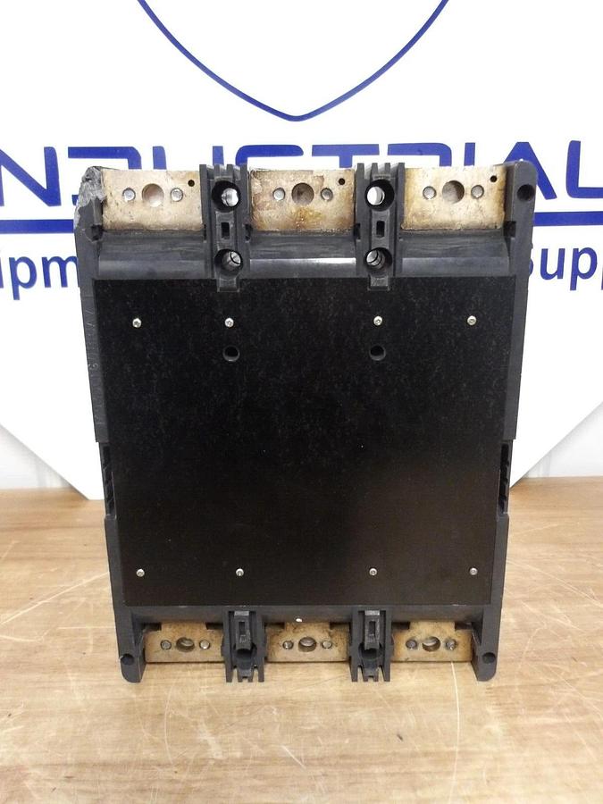 Used WESTINGHOUSE 500 AMP BREAKER 600 VAC, 3 POLE, #2211214G NEW