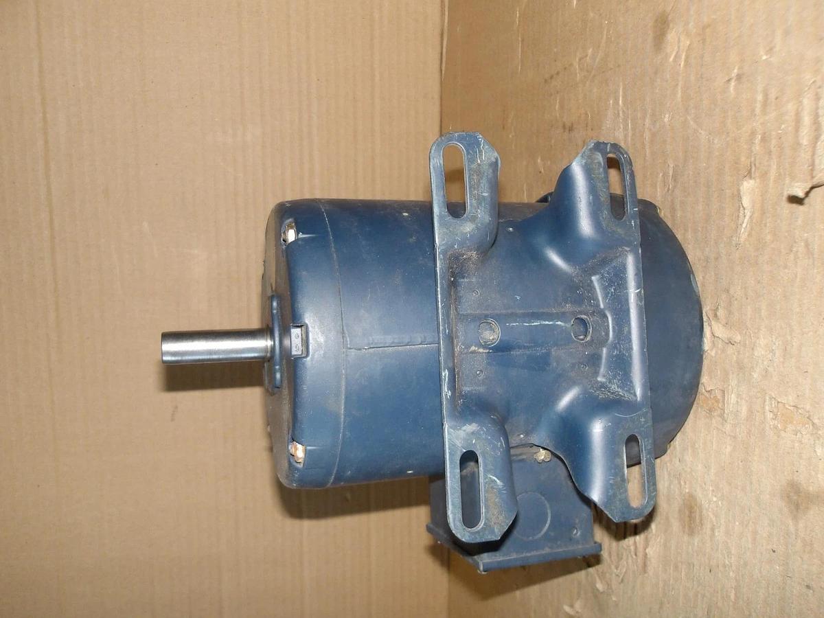 Used LEESON 1/2 HP MOTOR, FR S56, 1725 RPM, 575 V, #103750G USED
