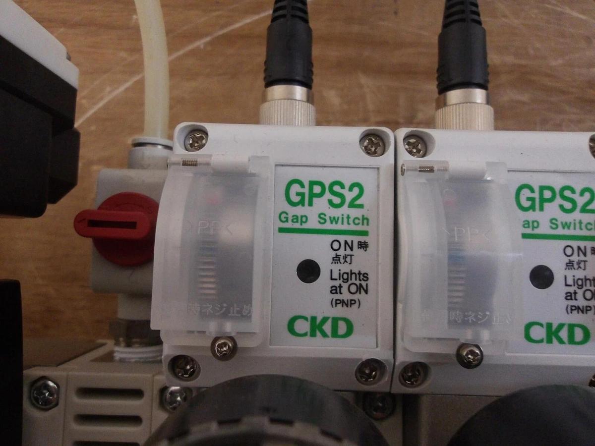 Used CKD GPS2-/CTR PNEUMATIC GAP SWITCH, #2141120G NEW