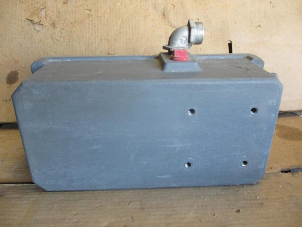 Used FOXBORO IMT20 MAGNETIC FLOW TRANSMITTER, #71151J USED