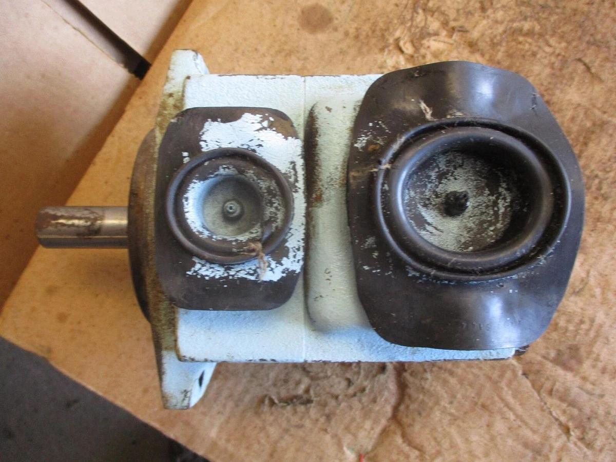 Used DENISON T6C HYDRAULIC PUMP, #422255J PARTS ONLY