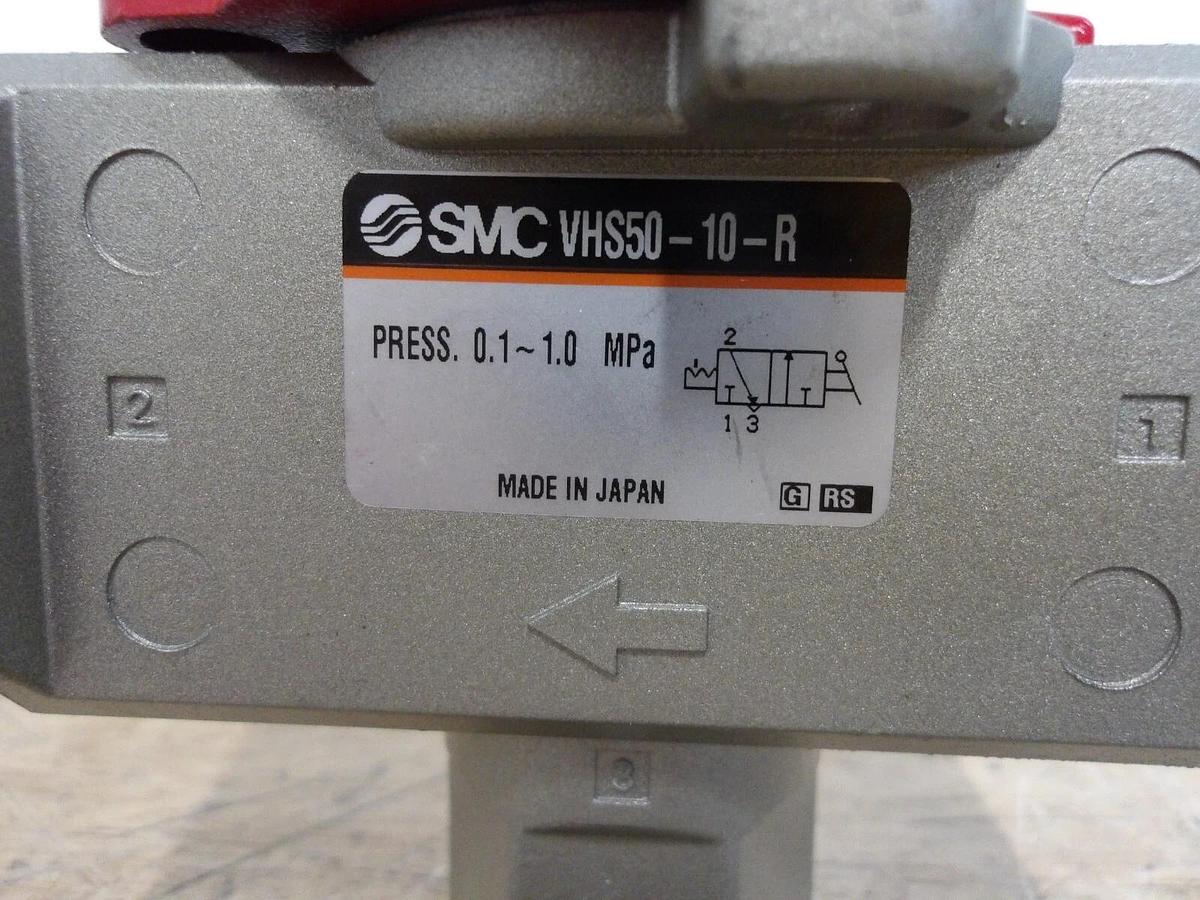 Used SMC VHS50-10-R SHUT OFF VALVE 1" X 1/2", #62900G NEW