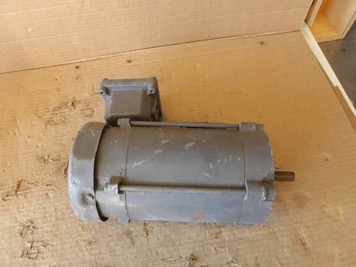 Used BALDOR 1/2 HP MOTOR, FR 56C, 208-230/460 V, 3450 RPM, #102315G NEW (WEATHERED)