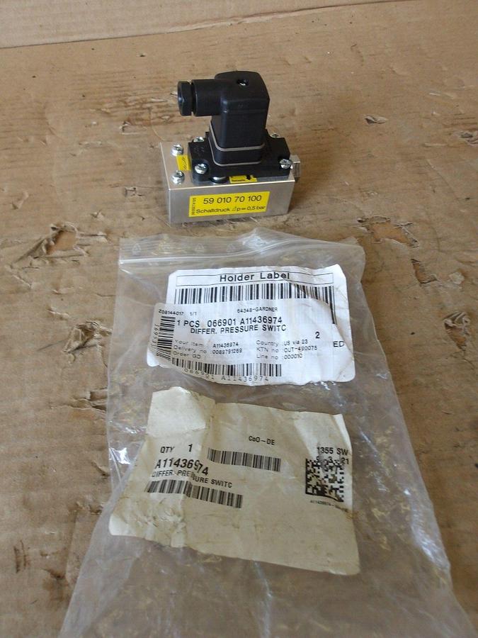 Used GARDNER A11436974 DIFFERENTIAL SOLENOID SWITCH, #85225G NEW