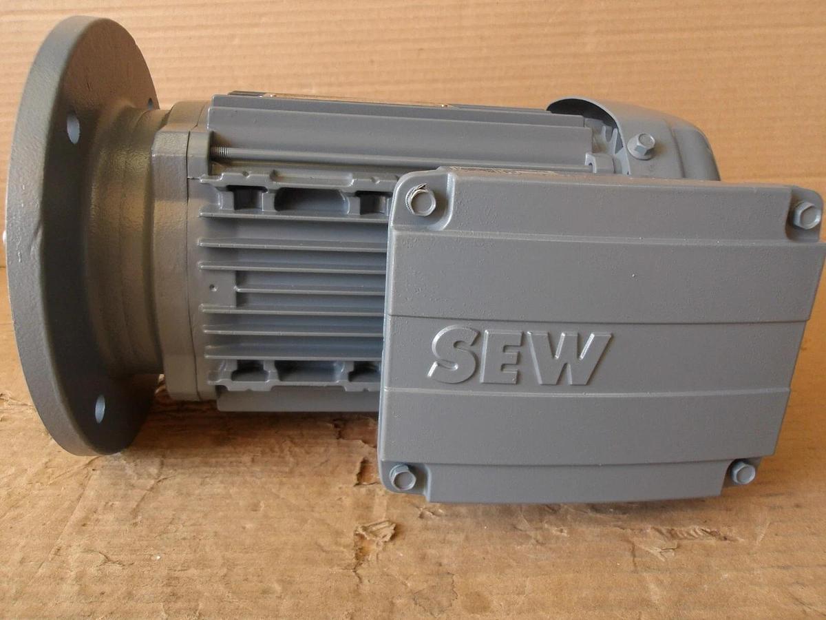 Used SEW EDRN80 EURODRIVE-DRIVE MOTOR, #820240G NEW