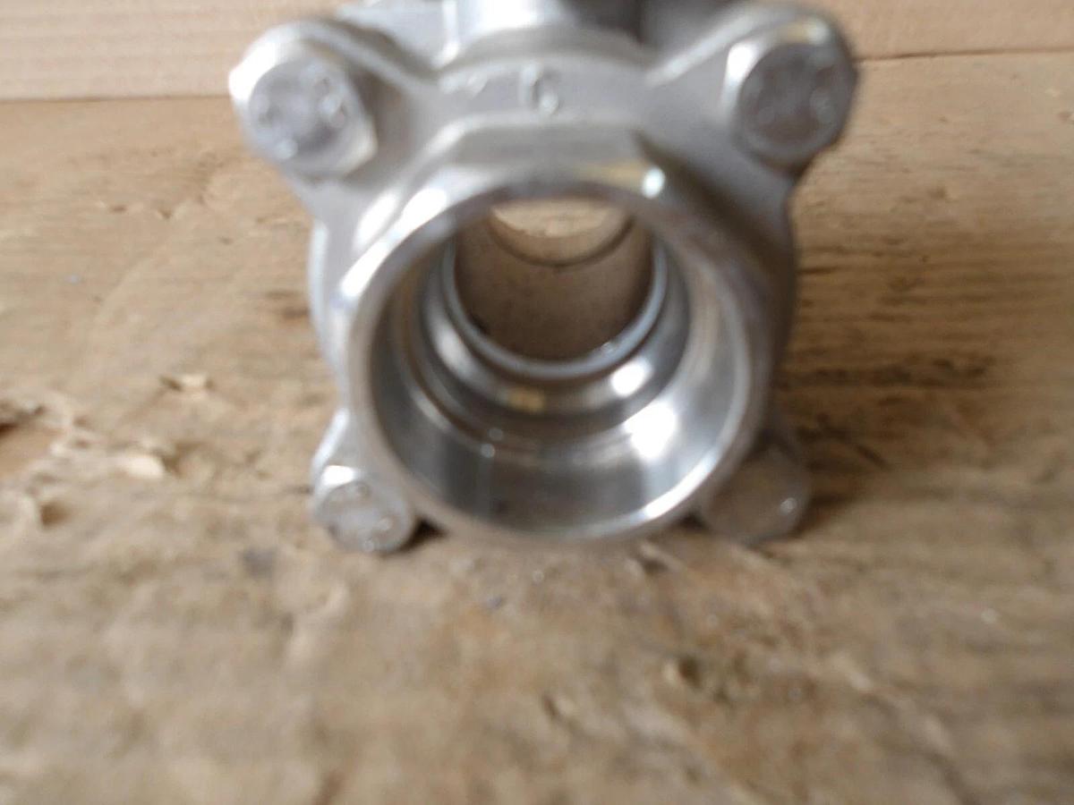 Used PINACLE 1" S/S BALL VALVE, #8121140G NEW