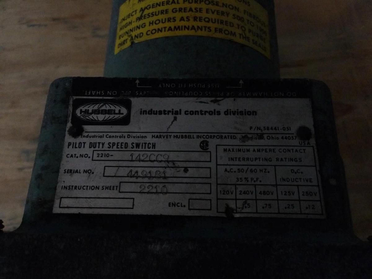 Used HUBBELL 2210-142CC9 PILOT DUTY SPEED SWITCH, #120225G USED