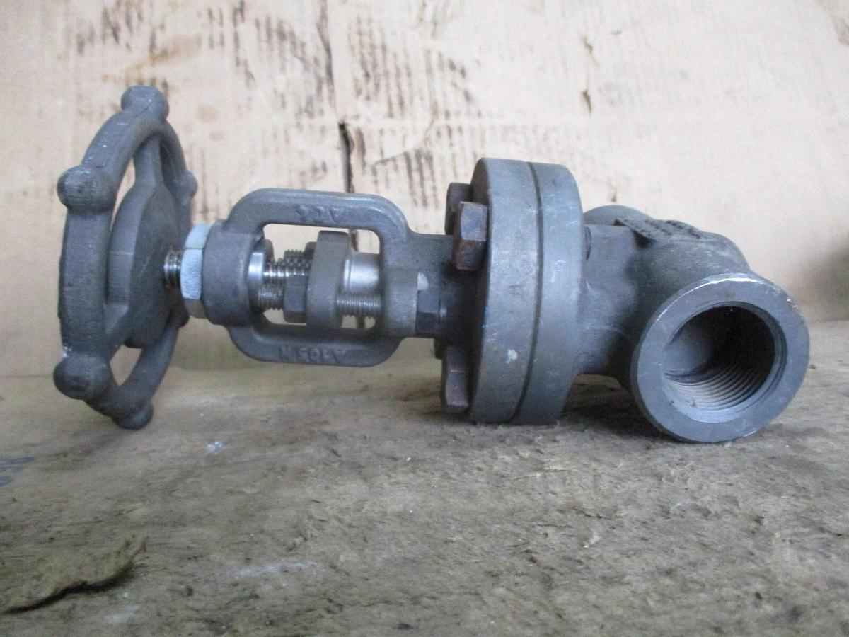 Used BONNEY FORGE 1" IRON GATE VALVE (THREADED) #78140J NEW