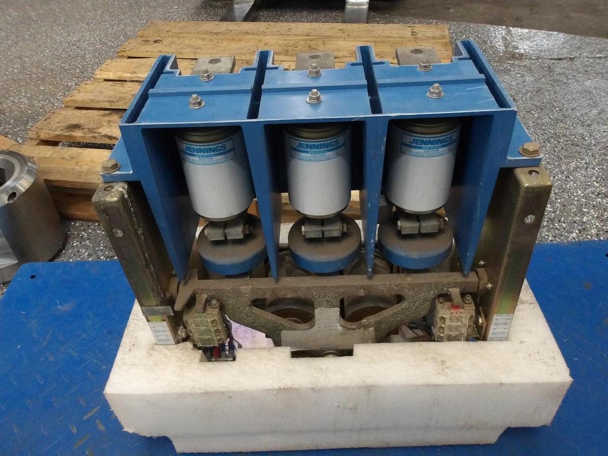 Used JENNINGS 30 VACUUM CONTACTOR BD173-2310-00, #361133G NEW
