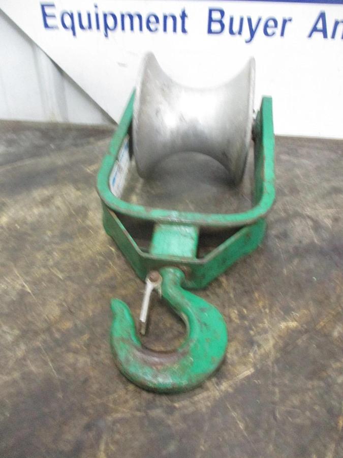 Used GREENLEE 650 (6") HOOK-TYPE CABLE SHEAVE, #311933J USED