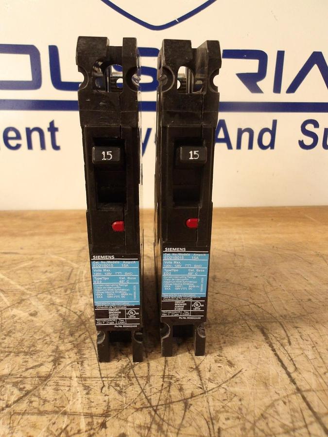 Used SIEMENS 15 AMP BREAKER 125 V (LOT OF 2) #77130G NEW