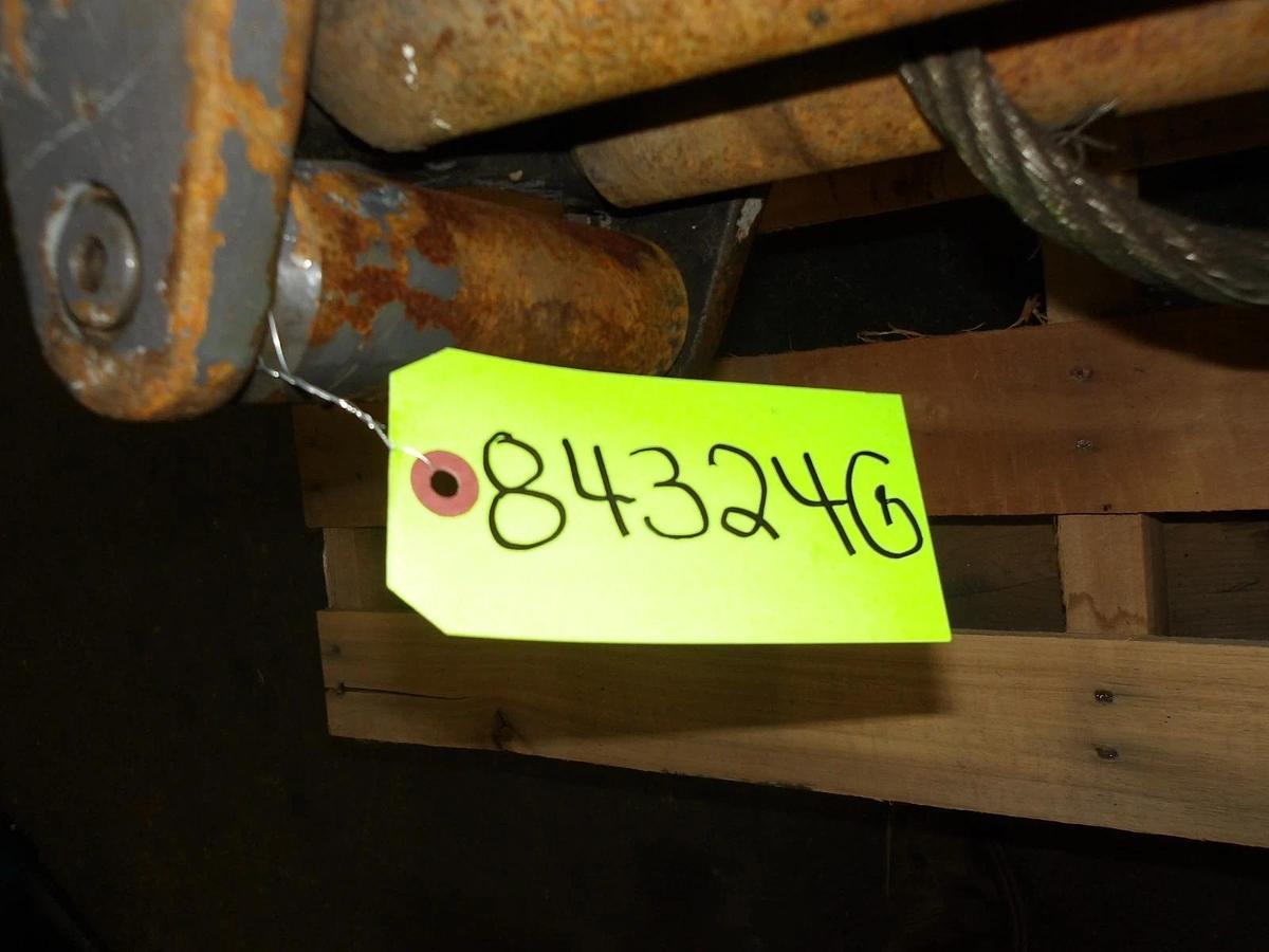 Used D&P 20BEF5L6G WINCH 20,000 LB, #84324G USED