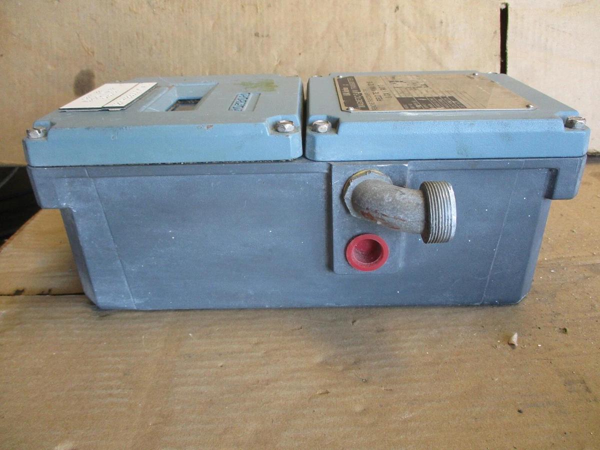 Used FOXBORO IMT10 MAGNETIC FLOW TRANSMITTER, #71141J USED