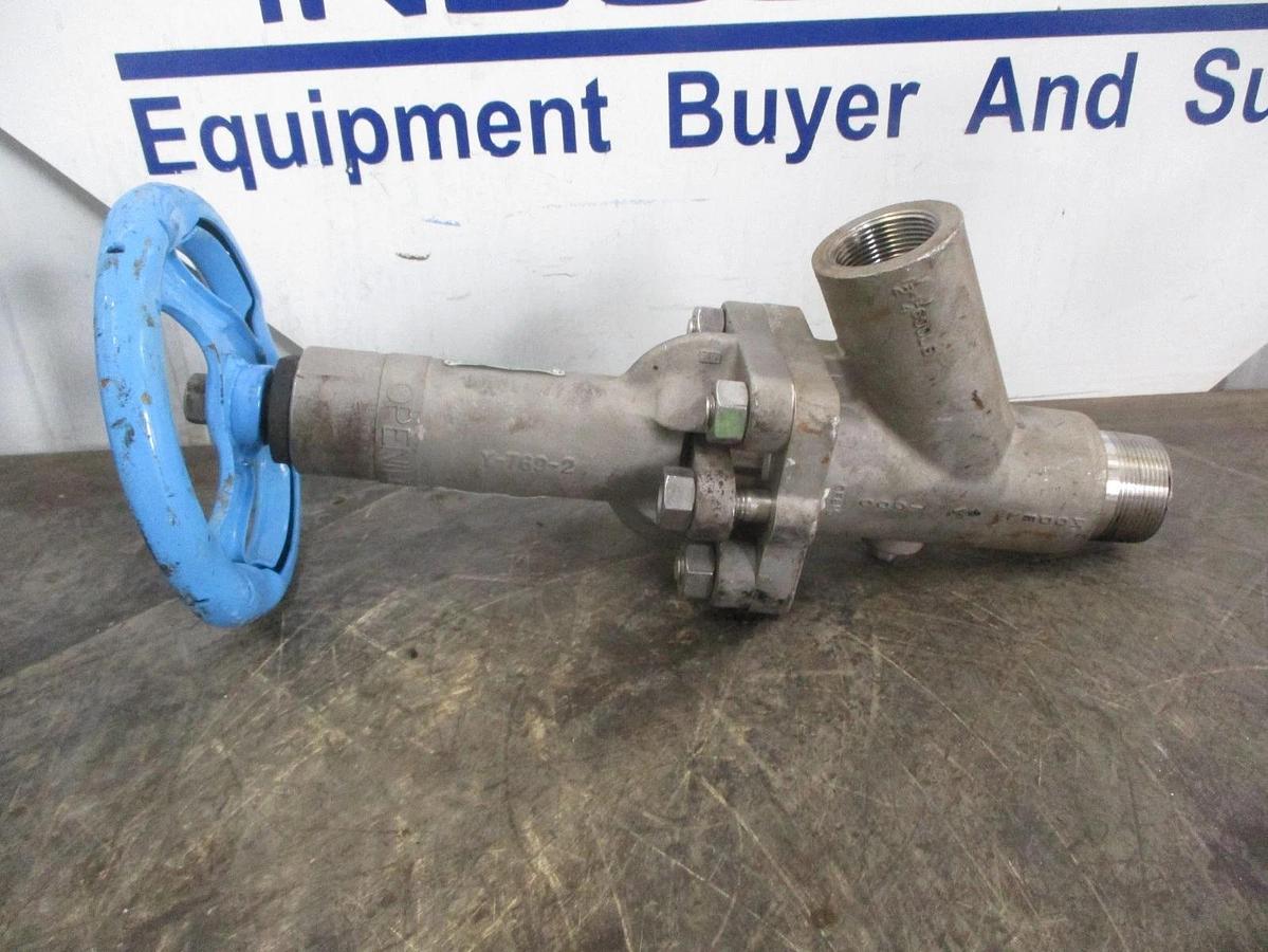 Used STRAHMAN 1-1/2" X 1-1/4" STAINLESS PISTON VALVE SV1000, #36852J NEW