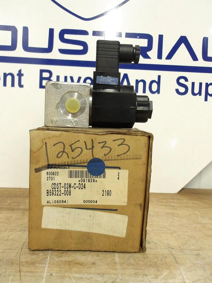 YUKEN CDST-03W-C-D24 HYDRAULIC SOLENOID VALVE, #62220G NIB