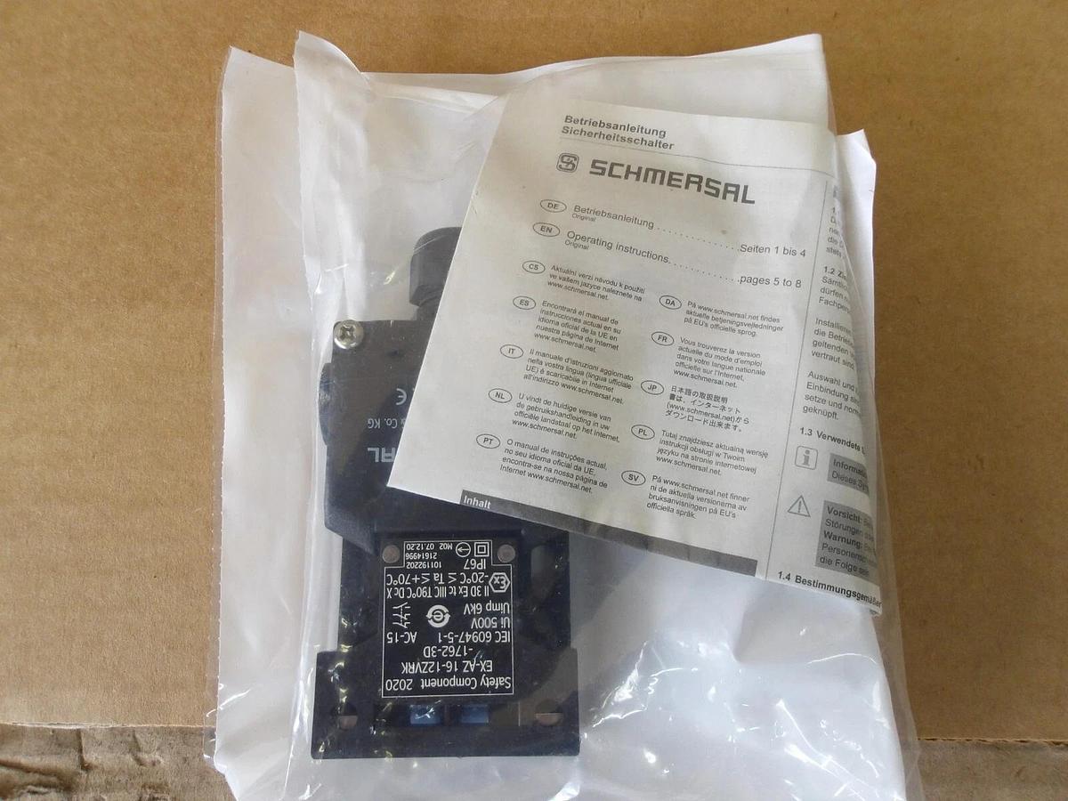 Used SCHMERSAL EX-AZ16-12ZVRK-1762-3D SAFETY SWITCH, #9131035G NEW