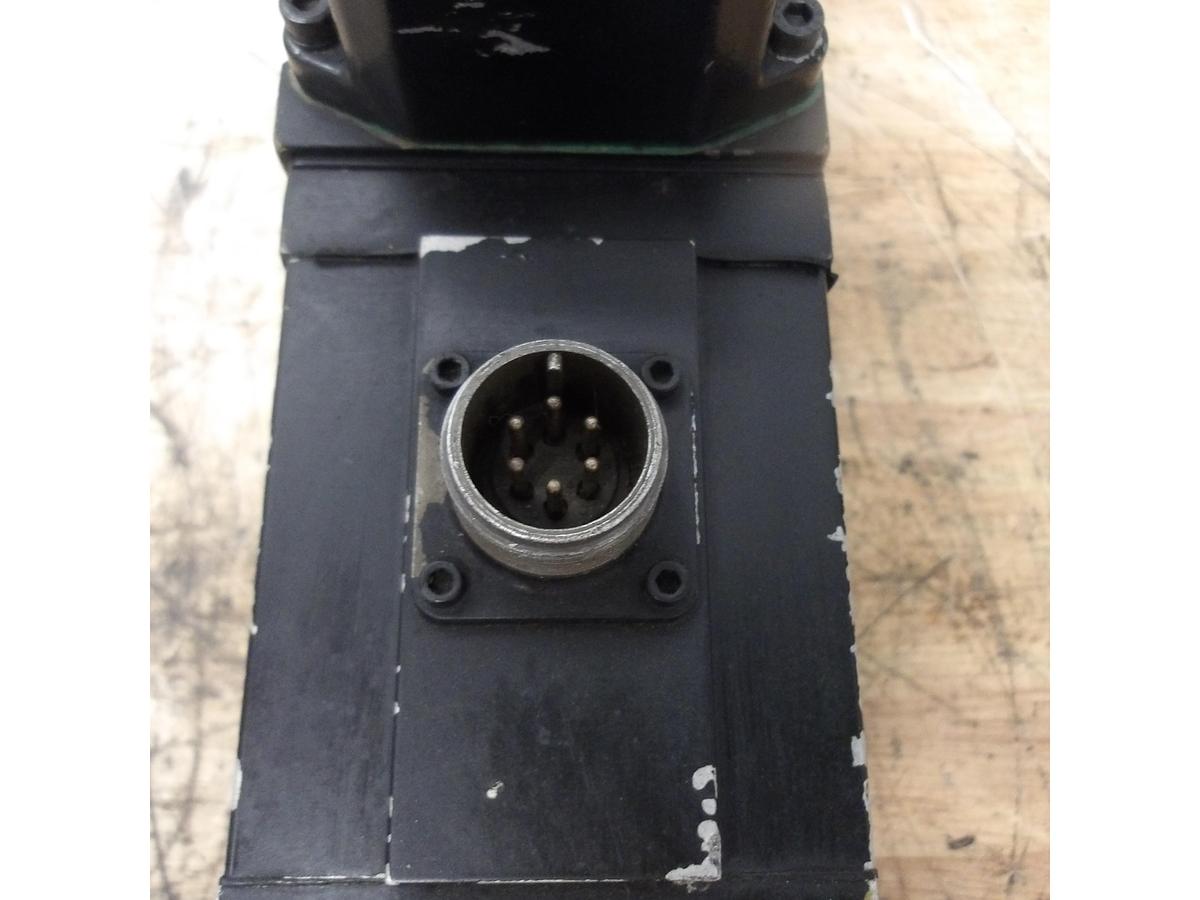 Used MOOG 641-204B PROPORTIONAL SERVO VALVE, #911033G USED