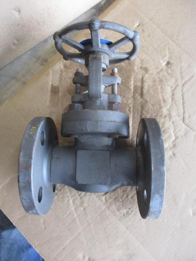 Used VOGT 1-1/2" IRON GATE VALVE, #68901J NEW