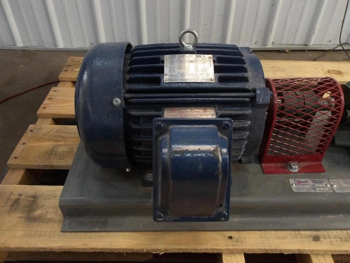 Used ROPER 1-1/2" PUMP W/ 5 HP MOTOR, #11111108GJW NEW