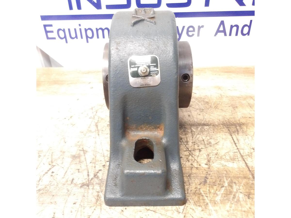 Used REXNORD ZPS-5215 PILLOW BLOCK BEARING, 2-7/8" BORE