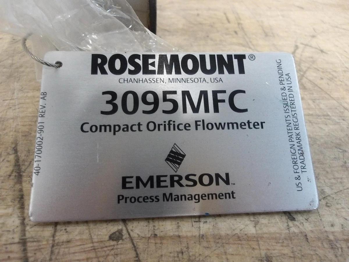 Used ROSEMOUNT 3095MFC ORIFICE FLOW METER 1-1/2", #828810G NEW