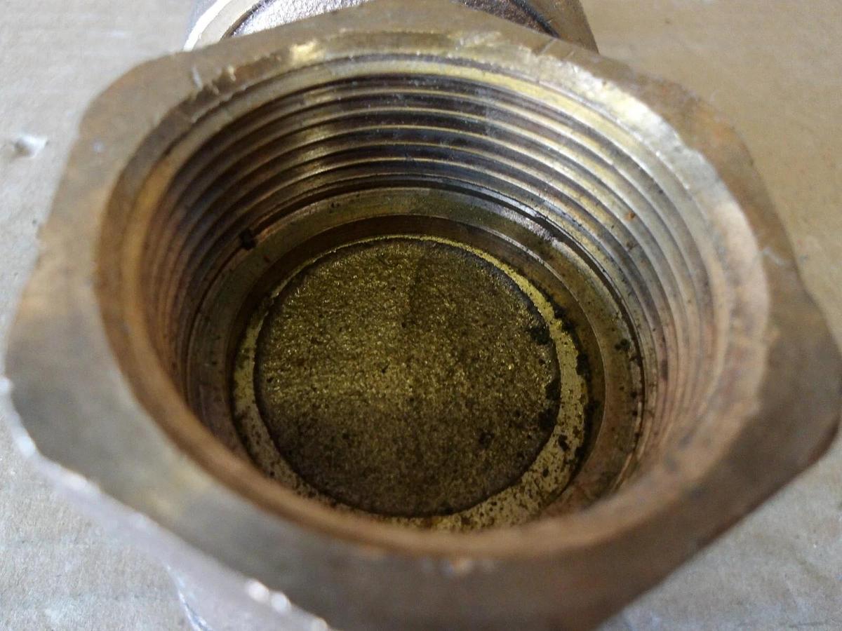 Used RMV 1-1/2" BRASS GATE VALVES (LOT OF 2) #710905G NEW