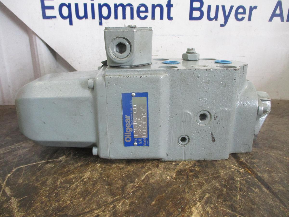 Used OILGEAR L717102-011/BELSN-303 HYDRAULIC VALVE