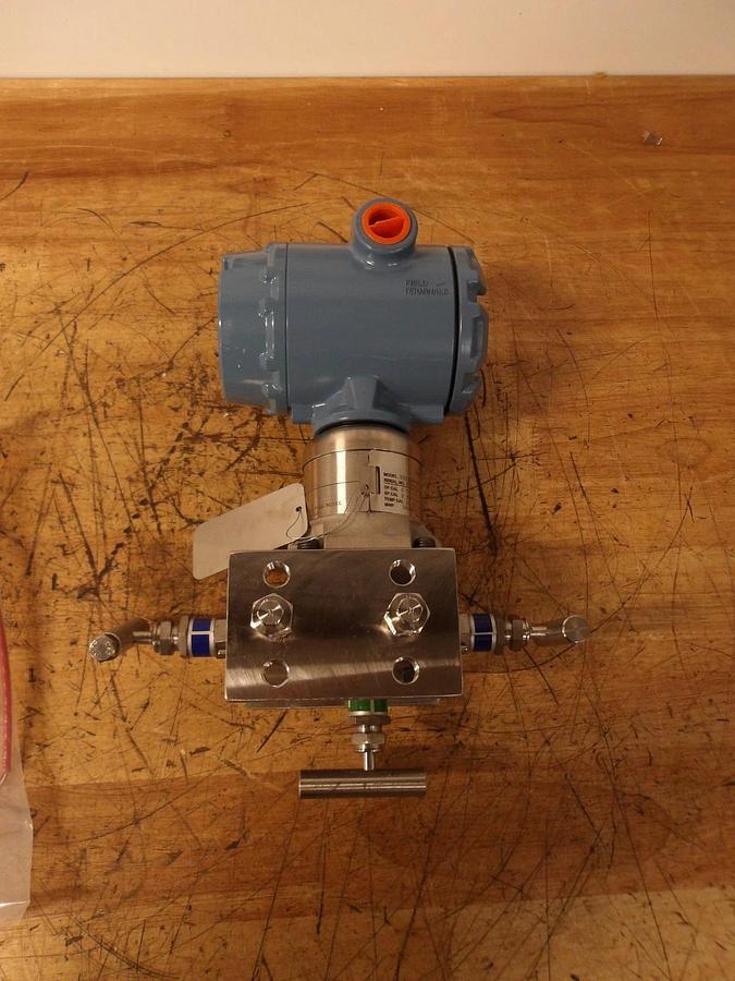 Used ROSEMOUNT 3051 PRESSURE TRANSMITTER, #11261050G NEW