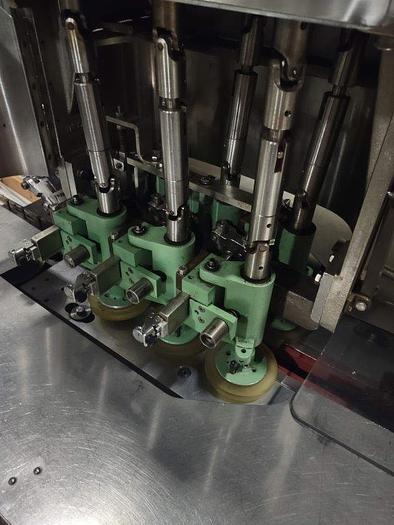 Used Used Stainless Steel Resina U-30 Inline Quill Capper