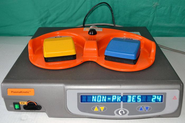 Used Gyrus ACMI PlasmaKinetic 729044 Bipolar ESU Generator with Footswitch