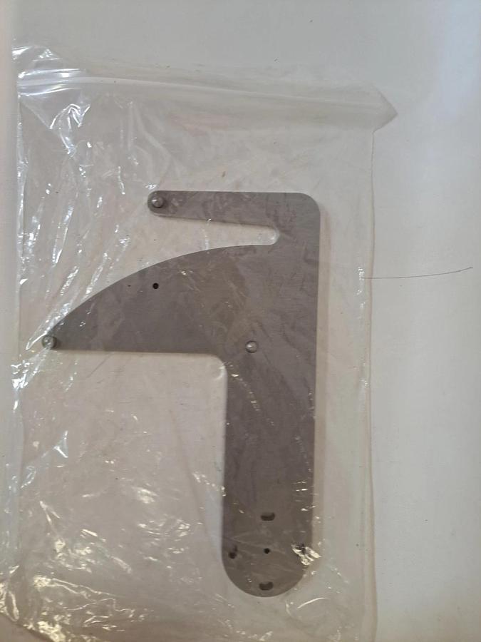 Applied Materials AMAT 0020-28364 Blade 6 In Adv 101 Shutter Endura 5500 New