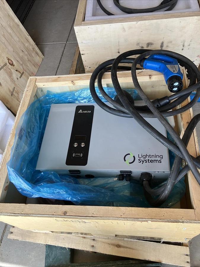Used Delta EVDU25C4BUM DC Ev Charging Station 480V Input 60Hz 500Vdc Output… USED *
