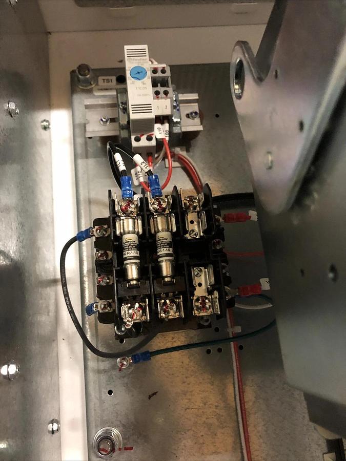 YASKAWA ELECTRIC H6C3D007, yaskawa HV60U2011CFA VFD, HV600, HLL36000S15, New *