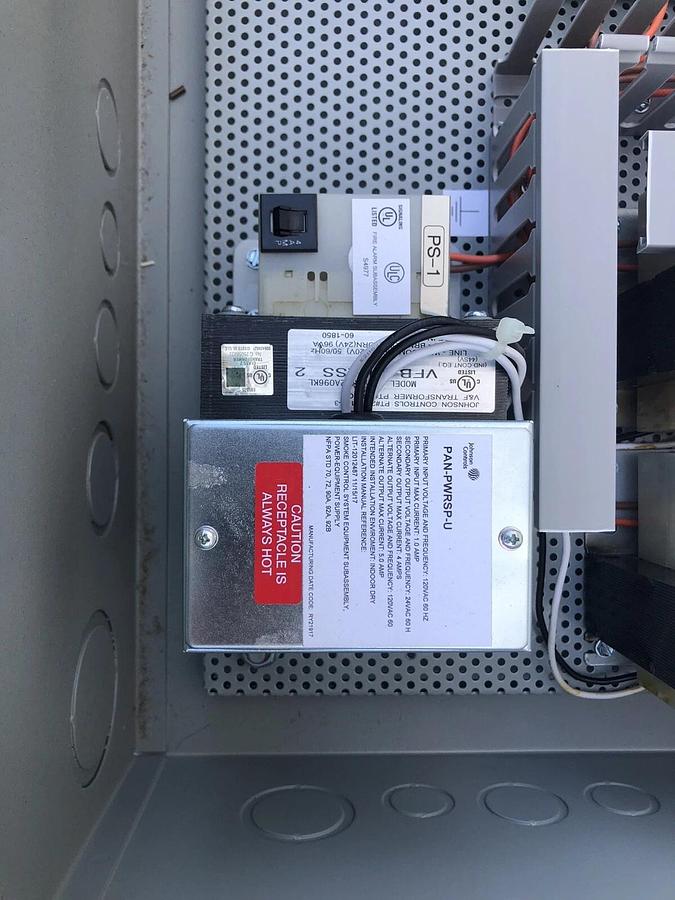 JOHNSON CONTROLS SMOKE AUXILIARY PANEL 36”x48” 6x MS-IOM4711-0U 1x FAC2611-0U -