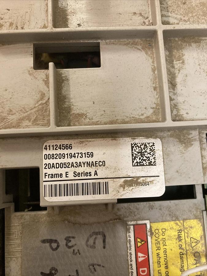 Used ALLEN-BRADLEY 20AD052A3AYNAEC0 PowerFlex 70 AC Drive CONDITION UNKNOWN *-