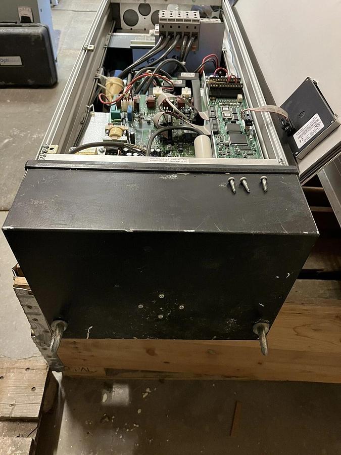 Used Danfoss VLT 6062 HVAC 175Z7060 AC Drive, 460V, 90A, 60HP, VLT6062HT