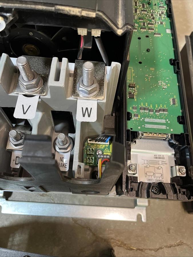 Used Nidec Control Techniques Unidrive M000-114 03770 DUO, INDUSTRIAL | U.S.A. SELLER