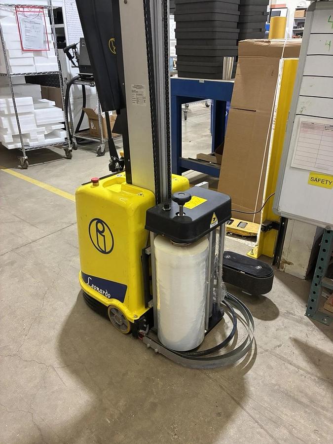 Used LEONARDO ROBOSPIR Mobile Pallet Stretch Wrapper Telescopic Robot Pallet Wrapper