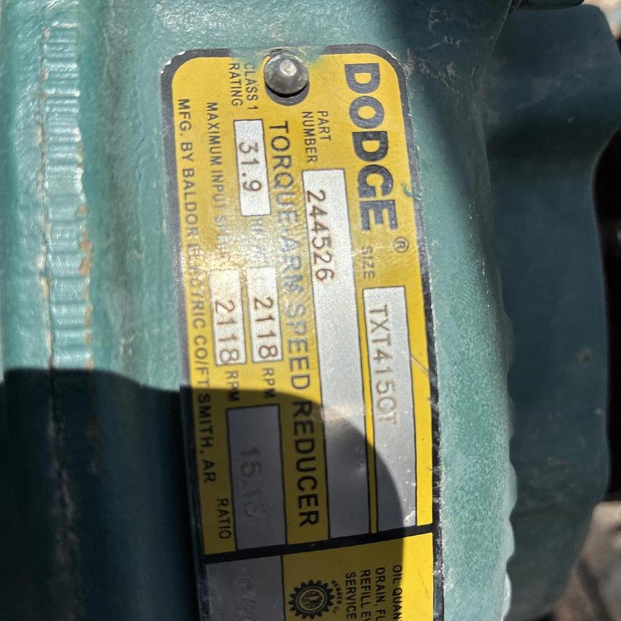Used DODGE® 244526 TXT415CT Torque-Arm Speed REDUCER 15.13 Ratio 2118 RPM USED