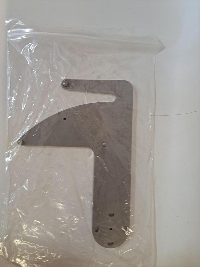 Applied Materials AMAT 0020-28364 Blade 6 In Adv 101 Shutter Endura 5500 New