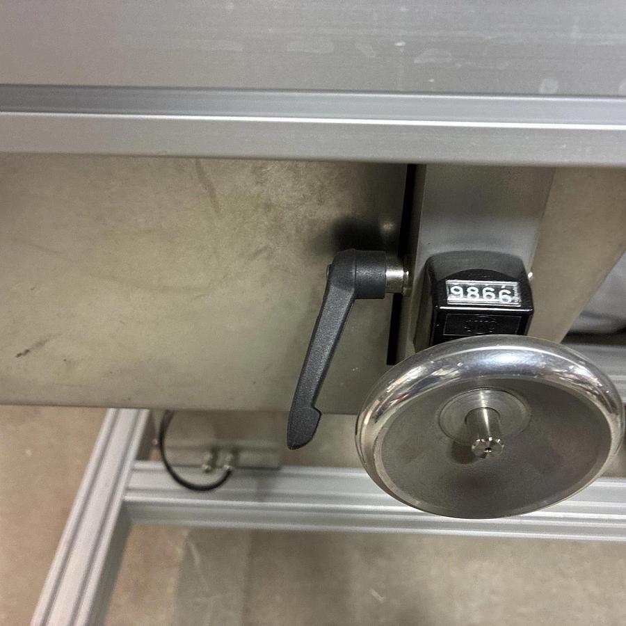 Used Pharmaceutical Syringe Inspection Station. Optima Group Pharma. SIE 2011