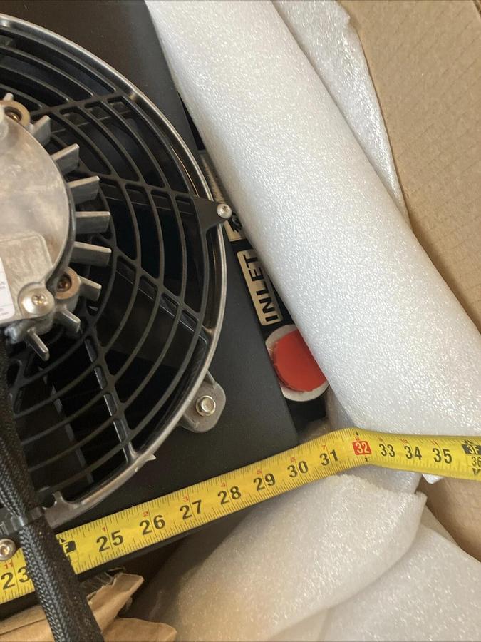 High performance Oil cooler, EMP 2020029123, OK2-3219-12v 2x 11” Fans *-