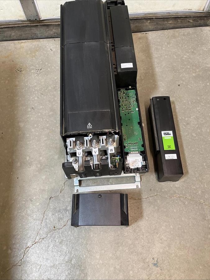 Used Nidec Control Techniques Unidrive M000-114 03770 DUO, INDUSTRIAL | U.S.A. SELLER